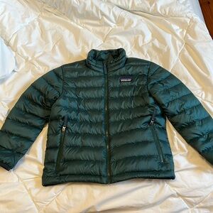 Boys Patagonia down sweater coat. Size XS.